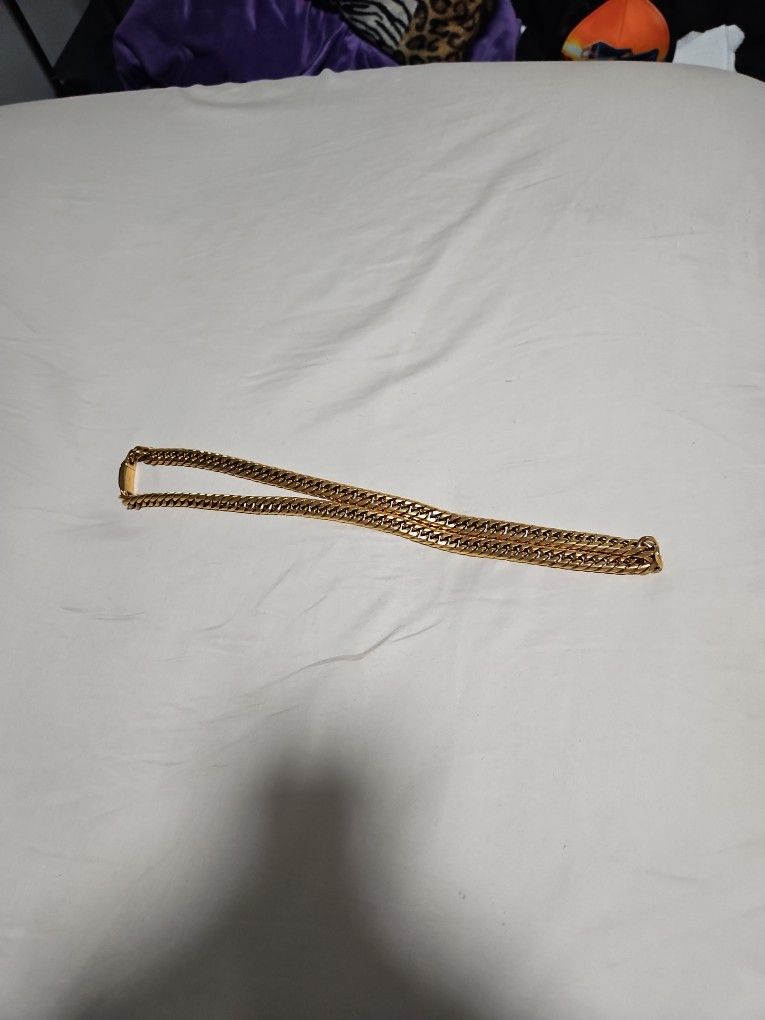 18K Yellow Gold Cuban Chain