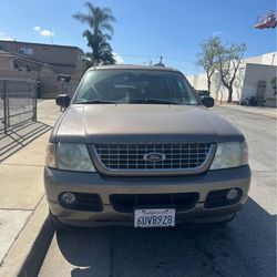 2005 Ford Explorer