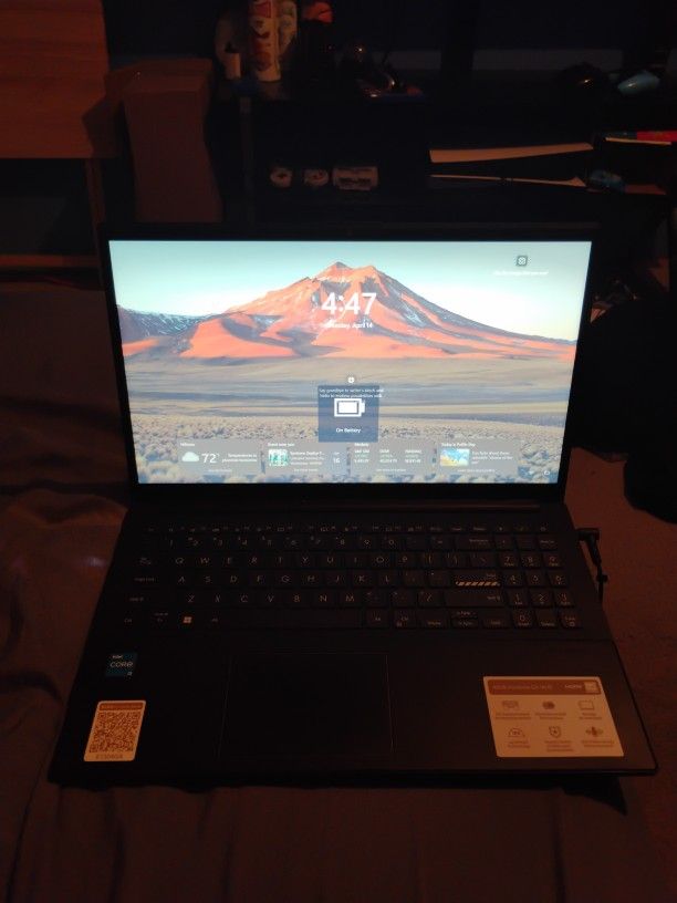 ASUS Vivobook Laptop