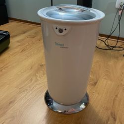 Moving out sale!!! Brookstone Towel Warmer