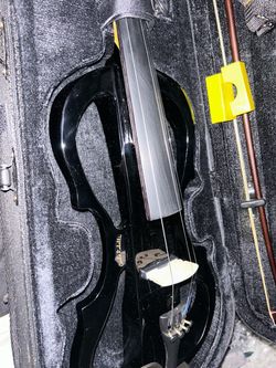 Carlo Robelli Electric Violin with Bow and Case