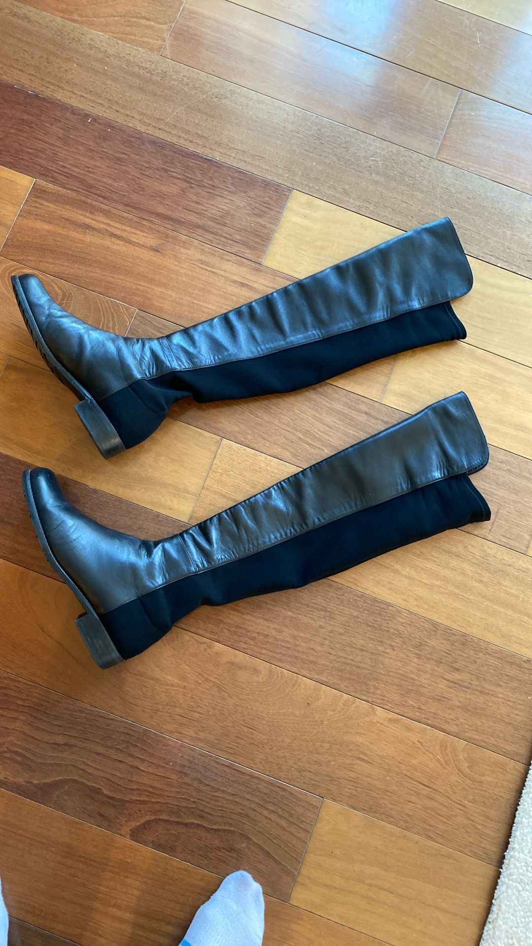 Stuart Weitzman Black Leather Over The Knee Boots 50/50