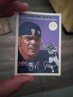 JUNIOR SEAU 2000 Fleer Tradition Football # 27 San Diego Chargers HOF NM - MT