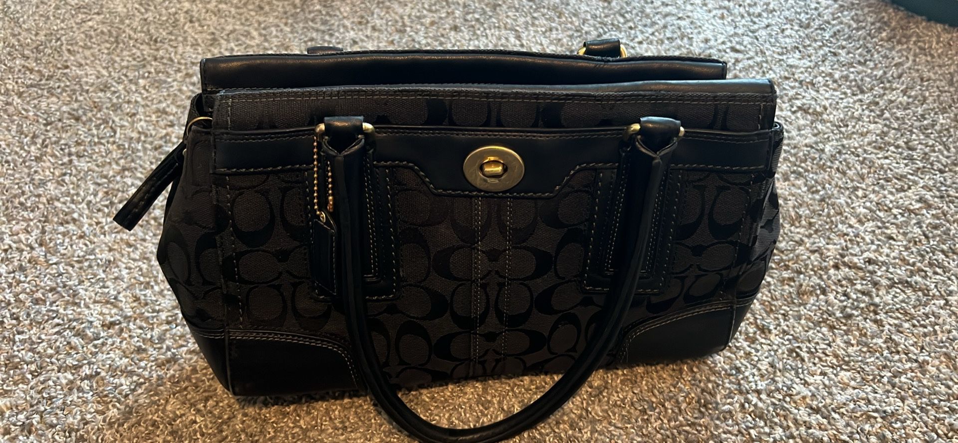 Coach Hampton Signature Carry All Tote Handbag Black