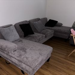 Sofá And Section Couch