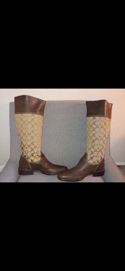 Coach boots classic pattern