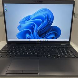 Business Laptop Dell Latitude 5500 14" HD Intel Core i7,  Ram 16GB, 256GB, Windows 11 Pro 