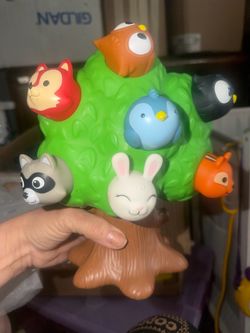 Like new ! Fine Motor Forest Friends playeset learning by lakeshore . In like new condition located off Lake Mead and Simmons area asking $10