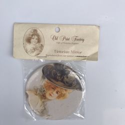 Vintage Compact Mirror 
