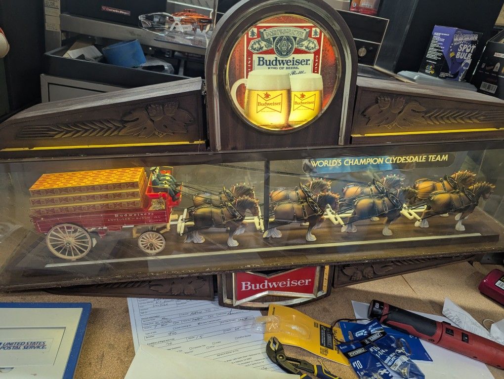 Budweiser Vintage Light