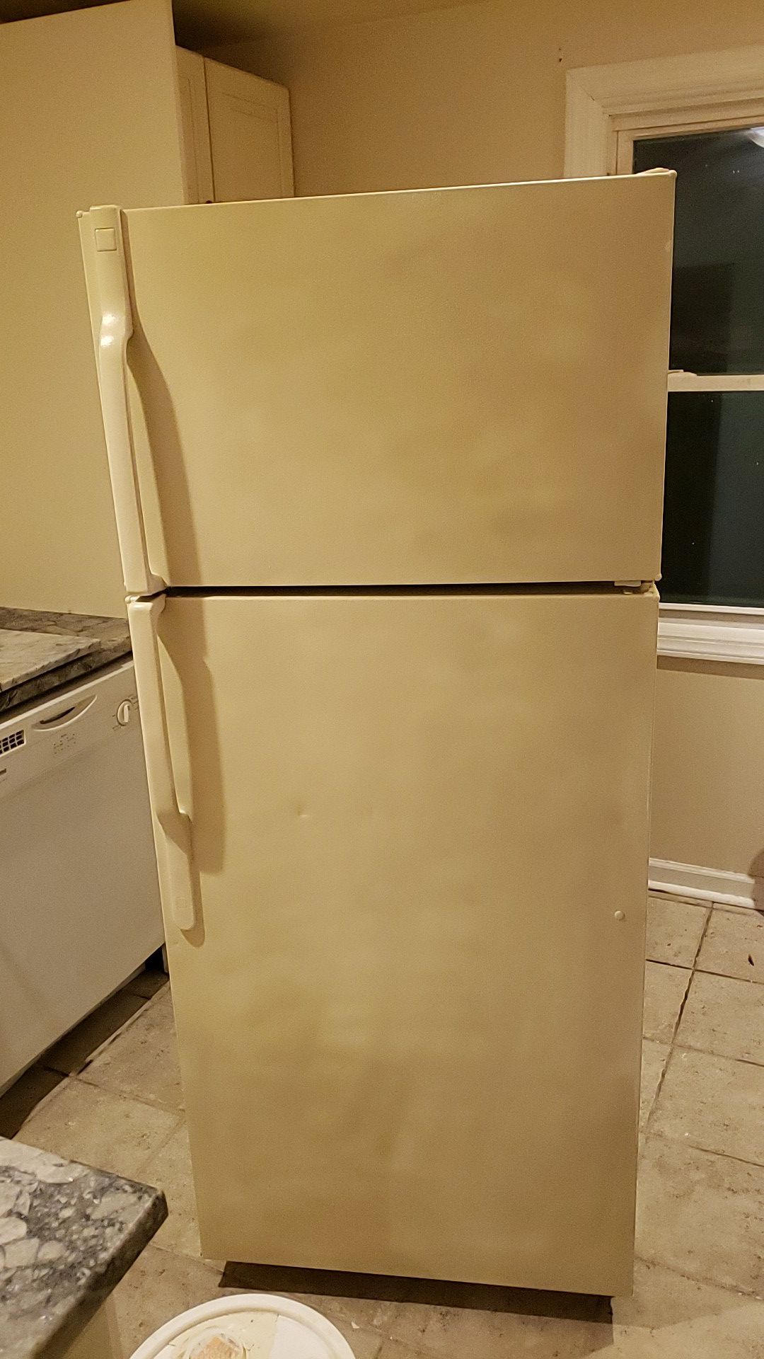 Refrigerator, gas stove and dishwasher