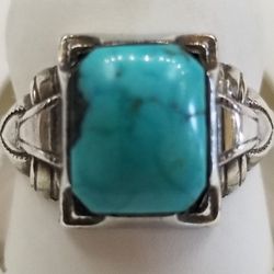 Sterling Silver and Tourquoise Ring 