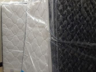 Queen Mattress Holiday Sale