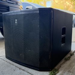 Electro-Voice ETX-18SP 18" 1,800W Powered Subwoofer
