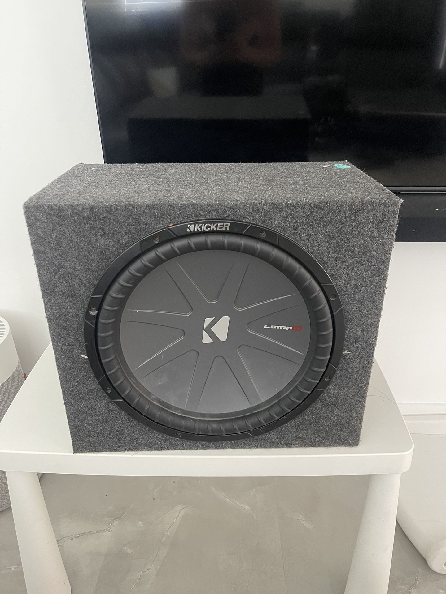 Kicker Compr 15” 43CWR15