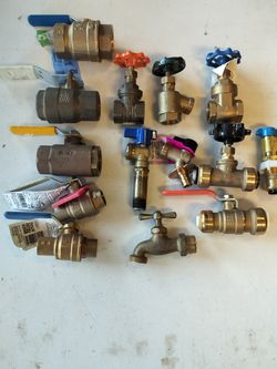 Lot of 14 New brass ball and gate valves