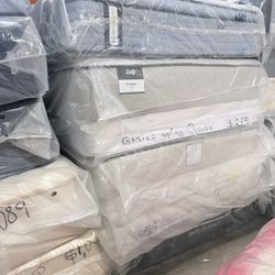 Queen Mattress Good Brands Starting From $249 And UP‼️