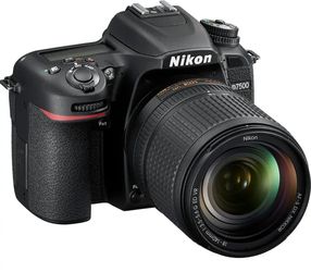 Nikon - D7500 DSLR 4K Video Camera with AF-S DX NIKKOR 18-140mm f/3.5-5.6G ED VR lens - Black