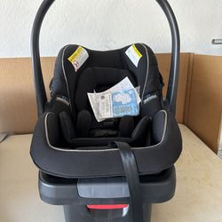 Brand New Graco Car Seat For $60