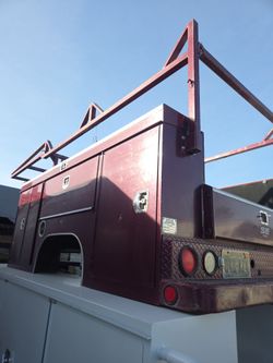 8 Ft Service Body Single Wheel With Ladder Rack