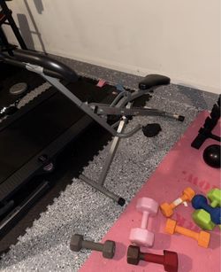 Squat Machine