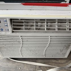 General Electric Portable Window Air Conditioner 8000 Btu