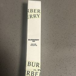 New Burberry HER Travel Spray Perfume