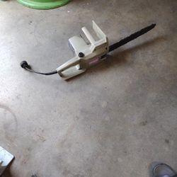 14" Electric Chainsaw 120 Volt 10$