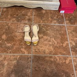 Pink and gold wedges size 6