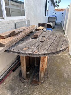 FREE! WOOD WIRE SPOOL