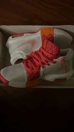 LeBron James VIII SZ 9.5m