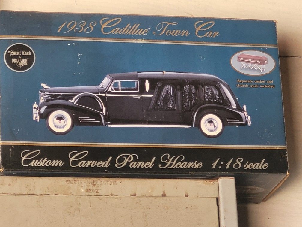 1:18 Prescision 1938 Cadillac Town Car