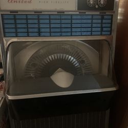 Has To Go  Two Jukeboxes Must Read Add Must Go ASAP 