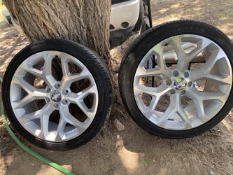 22s Snowflakes On Low Pros 