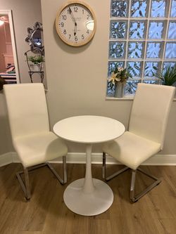 White Bistro Table and 2 Chairs Set