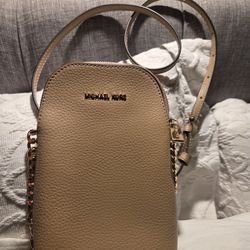 Michael Kors Phone Crossbody 