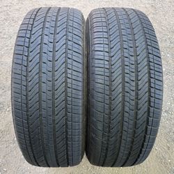 Bridgestone 275/60/20  (2) Tires