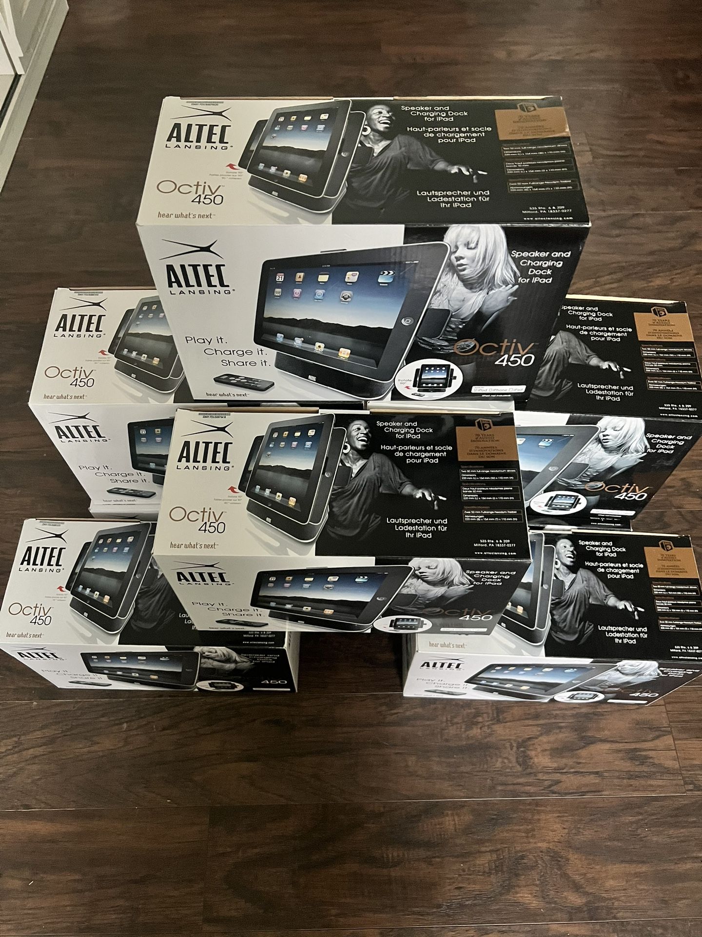 Altec Lansing Octiv 450 iPad Speaker And Charger Dock