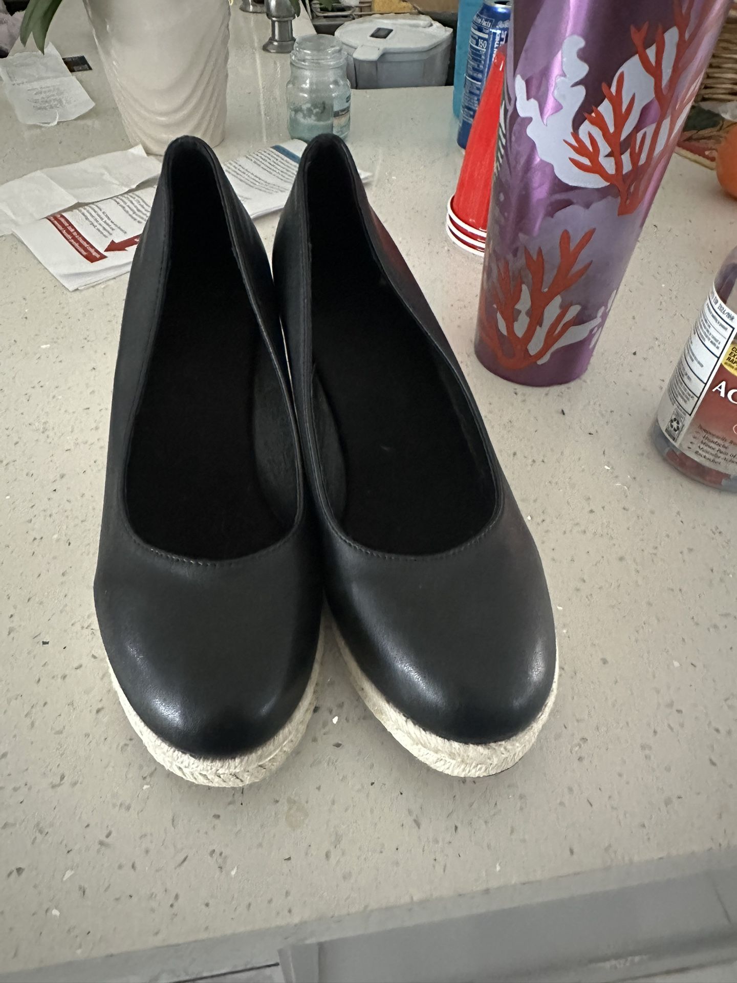 New Wedge 8.5 Black Shoe