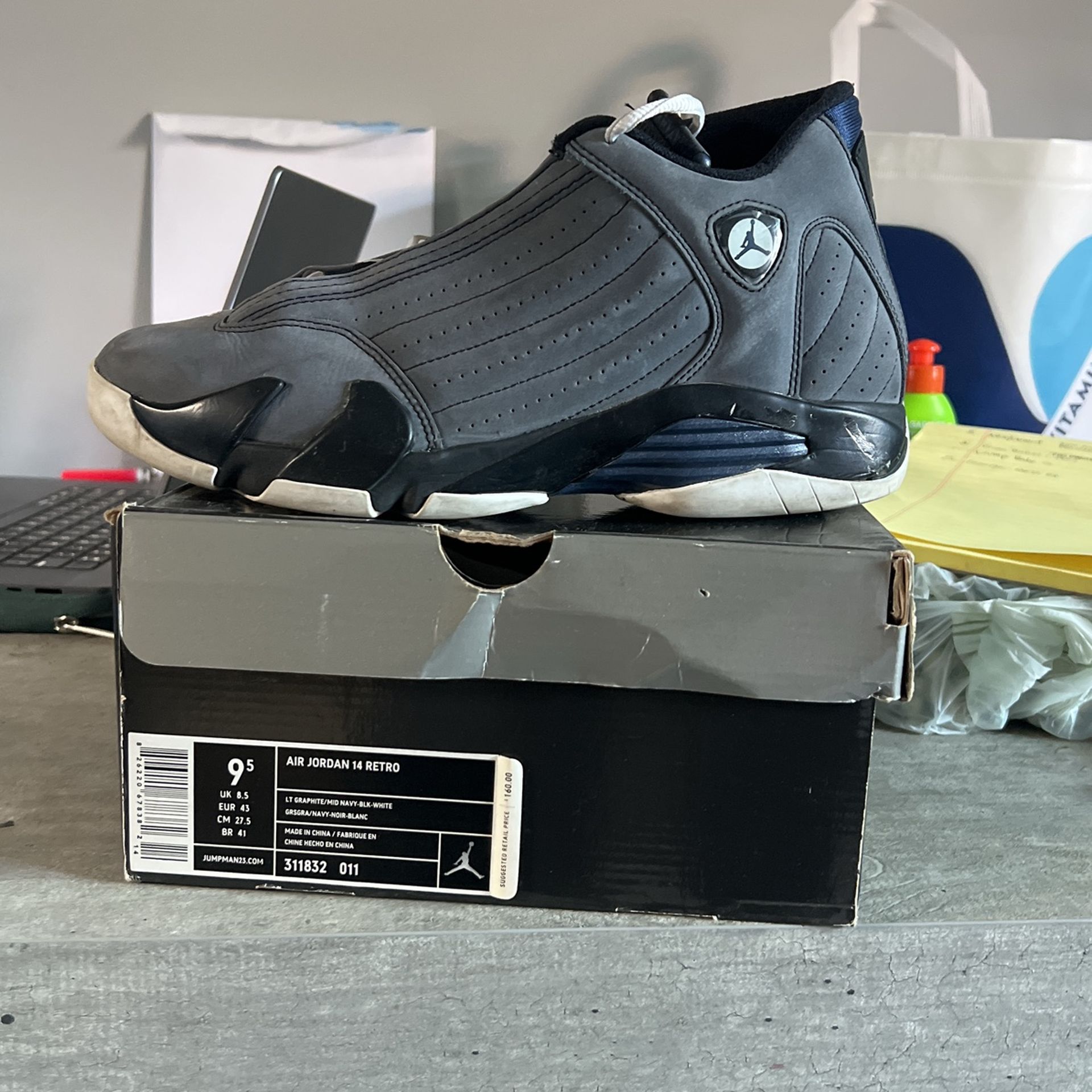 Nike Air Jordan 14 Retro