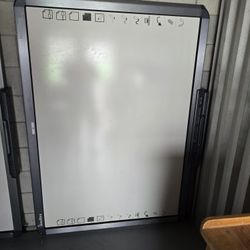 78" Smart Board With Short Throw Projector