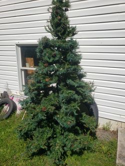 7 Foot Artificial Christmas Tree