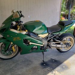 05 GSXR-600