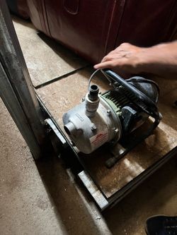 Drummond 1 HP Portable Sprinkler Pump 1075 GPH – Water Transfer Pump