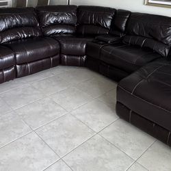 Brown Leather Sectional Sofa with Recliners – Good Condition