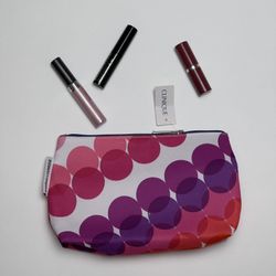 Clinique Bag And Makeup