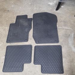 MERCEDEZ-BEN BLACK MATS
