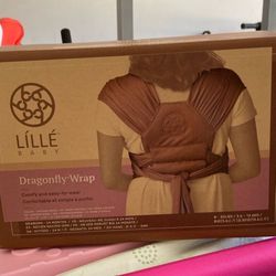 Lille Dragonfly Wrap Sling Carrier, Hands Free, Newborn To 24 Months, Expecting , Pregnant , Mom’s Best Tool NEW