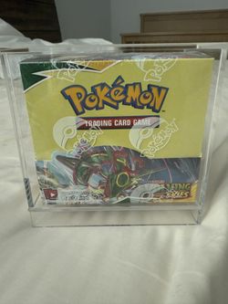 Evolving Skies Booster Box