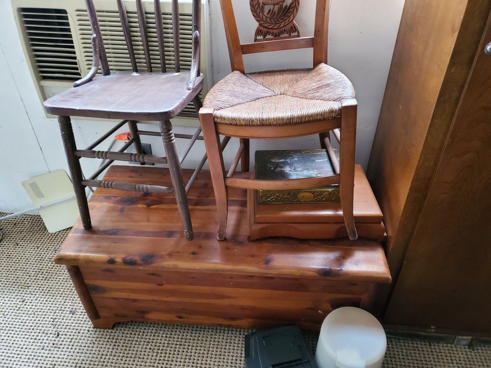 Estate Sales Furniture And More Prices $1 and Up 